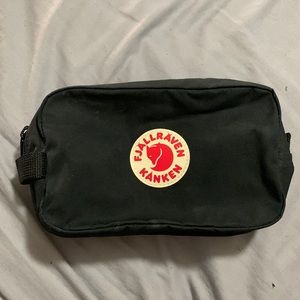 Fjallraven Kanken pouch